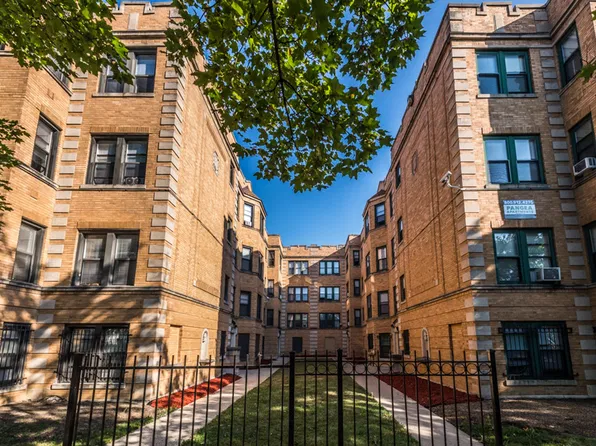 5040 W Quincy St, 5040-42 W Quincy St #5042-2S, Chicago, IL 60644