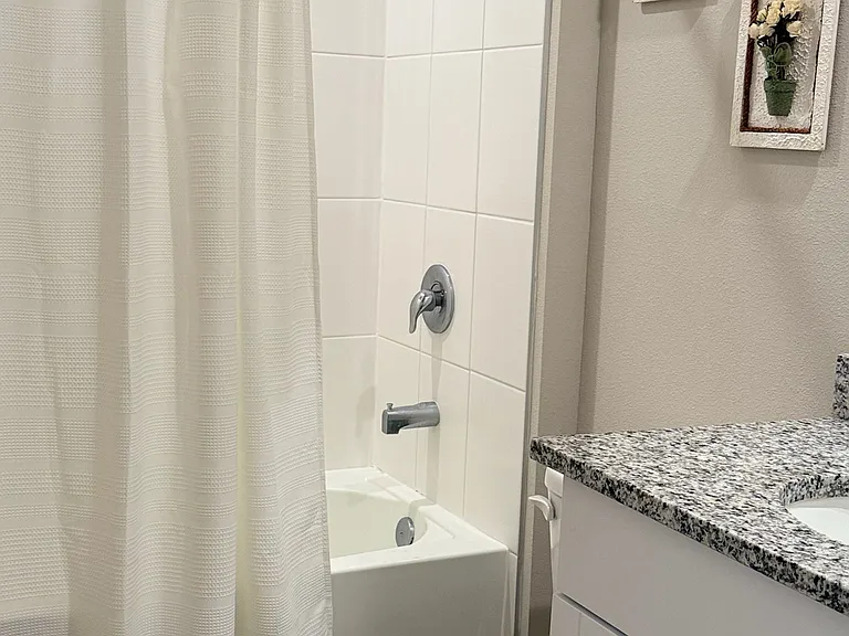 3508 Bonsilva St — Photo 22