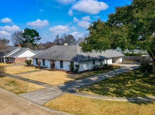 4626 Lake Lawford Ct, Baton Rouge, LA 70816