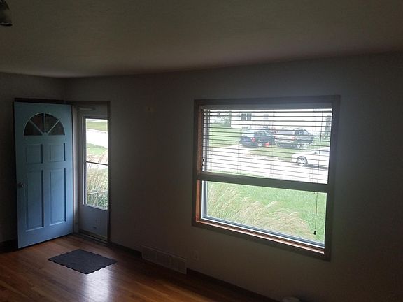 2nd image of 501 S 42nd St