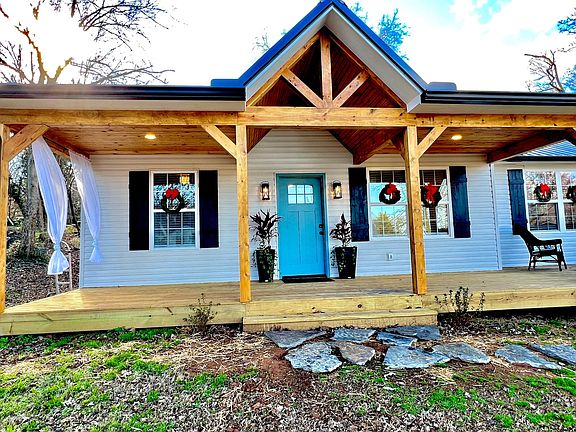 3rd image of 4611 Meadow Ct