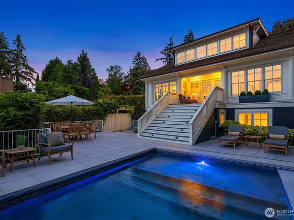 6952 96th Avenue SE, Mercer Island, WA 98040