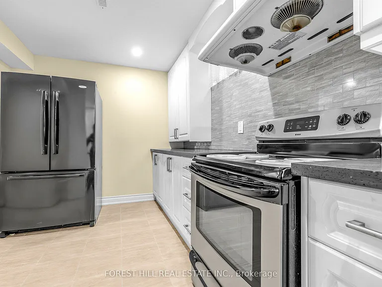 477 Cummer Ave — Photo 21