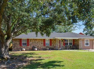 2479 Tandy Dr, Gulfport, MS 39503