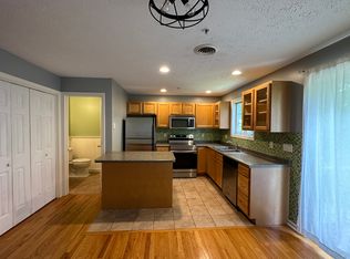 12 Magnolia Dr, Dover, NH 03820