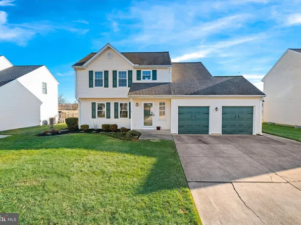 70 Dasher Ave, Bear, DE 19701