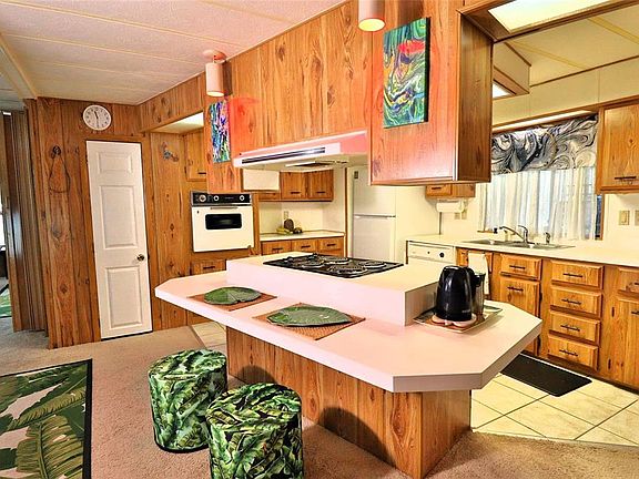 5th image of 3906 Chinaberry Pl