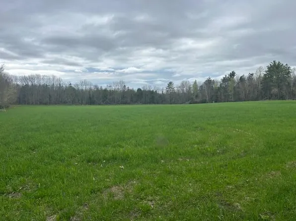 28 Vulner Road, Dover-Foxcroft, ME 04426