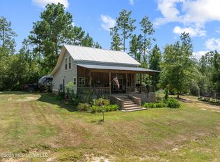 109 B Lowe Ln, Lumberton, MS 39455