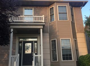 509 Queens Court Pl, Saint Peters, MO 63376