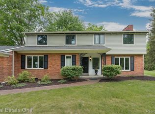 6356 Blue Beech Rd, Rochester Hills, MI 48306