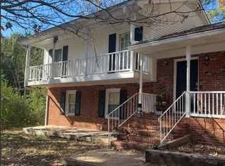 4001 Pickwick Dr, Raleigh, NC 27613