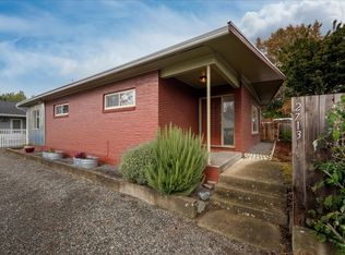 2713 Woburn St, Bellingham, WA 98226