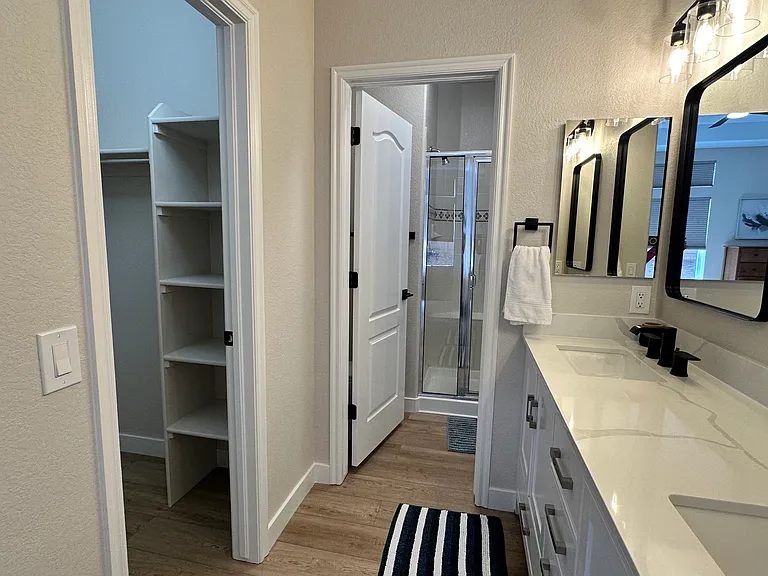 10592 Pearlwood Cir — Photo 18