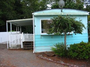 2484 NE 29th St, Lincoln City, OR 97367