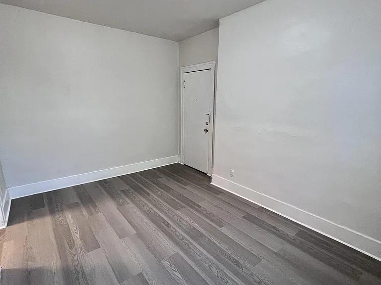 2236 Ontario St #4 — Photo 2