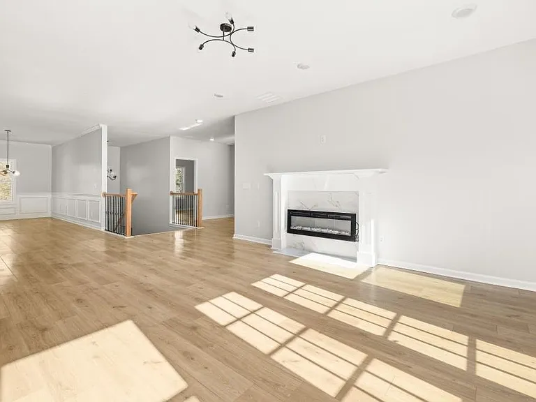 4420 Ross Estates Ct — Photo 8