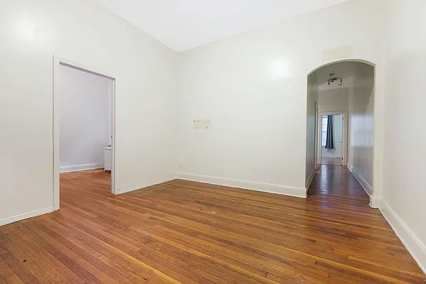 Rented by Bryan L Rozencwaig, LREB | media 16