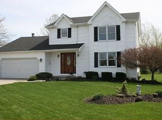 61 Jamestown Rd, Grand Island, NY 14072