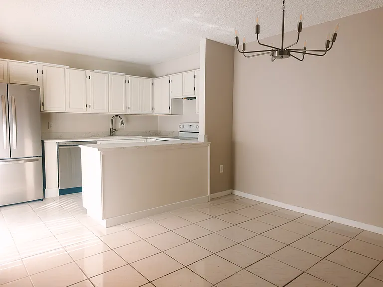 5222 Cedarbend Dr #4 — Photo 7