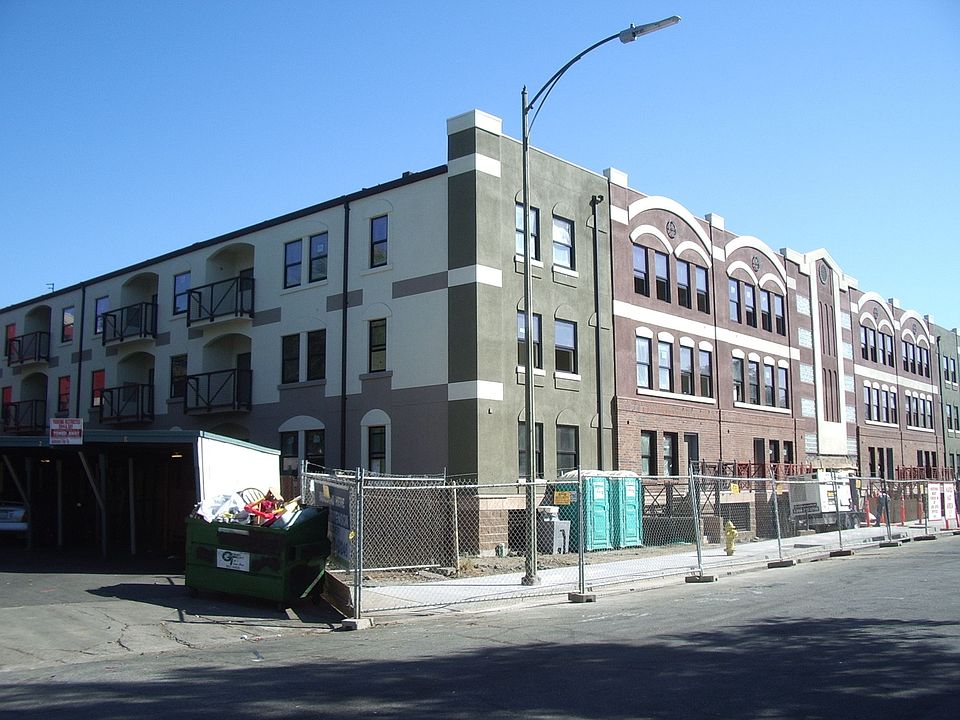 1st image of 125 Patterson St Unit 143