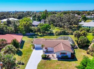 2321 Goya Dr, Nokomis, FL 34275