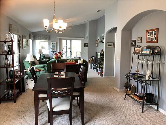2nd image of 400 Grand Canal Dr