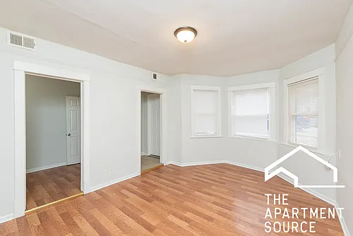 2026 N Kedvale Ave #G Photo 1