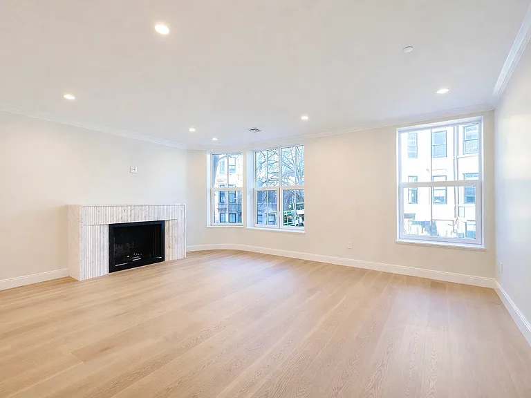 144 Worcester St #3 — Photo 9