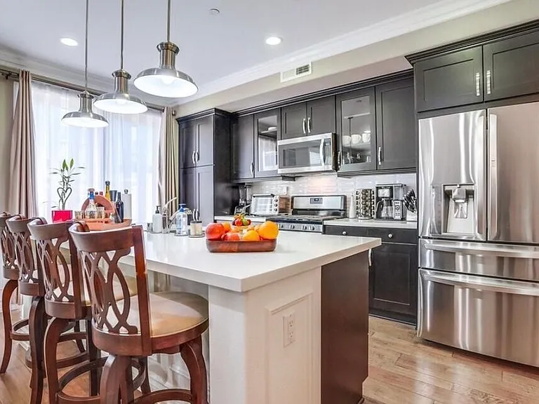 22057 Barrington Way — Photo 10