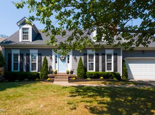 10115 Springbark Dr, Louisville, KY 40241