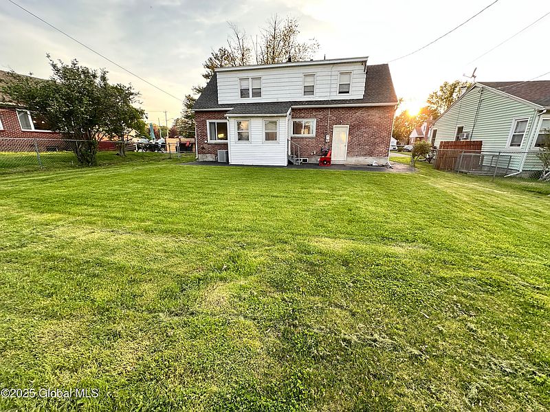 2nd image of 2 Birchwood Avenue