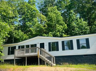 627 Ivy Creek Dr, Nicholson, GA 30565