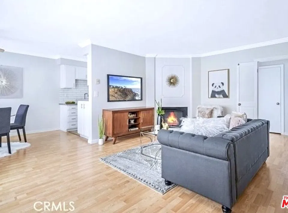 914 Lincoln Blvd #302