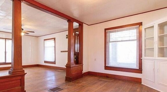 3rd image of 731-733 5th Ave