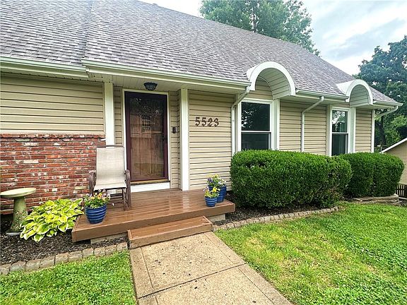 4th image of 5523 NW Seminole Dr