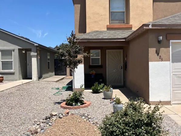 8805 Tradewind Rd NW, Albuquerque, NM 87121