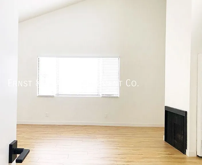 243 Temple Ave #6 — Photo 5