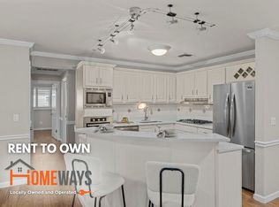12571 Westport Dr, Saint Louis, MO 63146