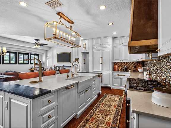 3rd image of 7707 HORSE FERRY ROAD