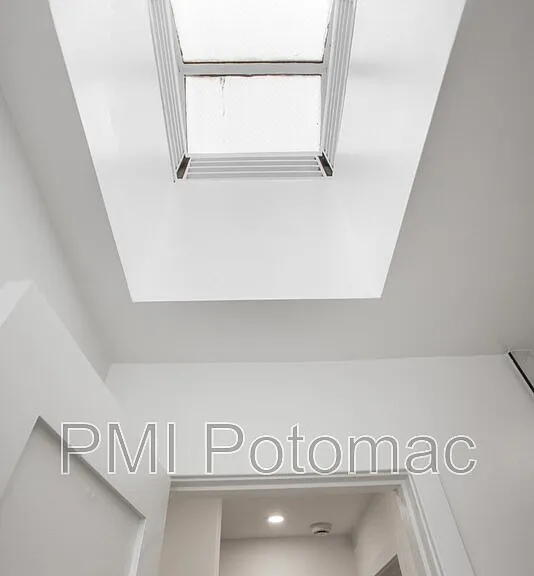 702 19th St NE — Photo 26