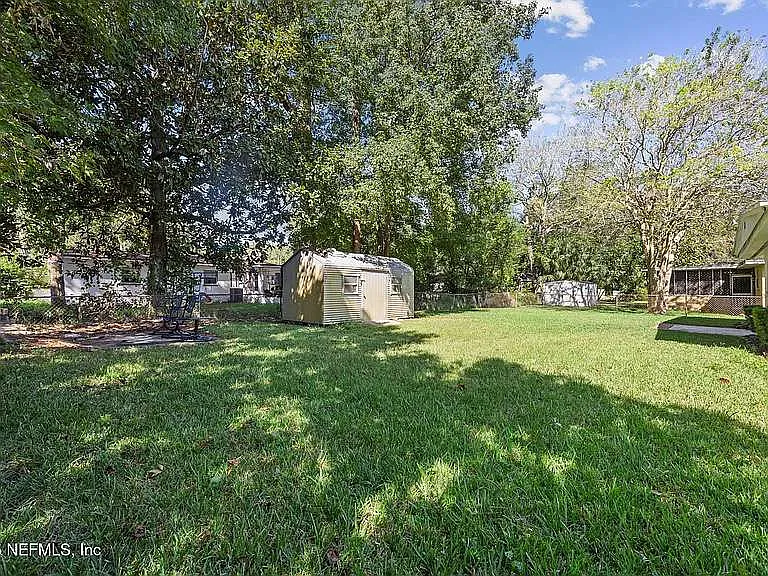 4718 Redstone Dr — Photo 10