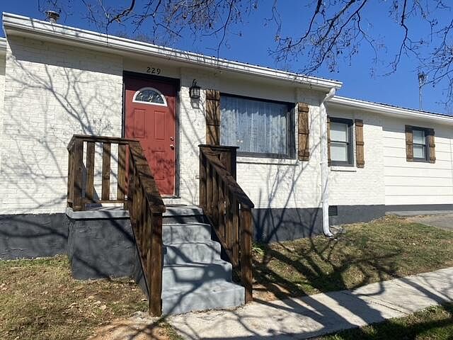 1st image of 229 Langley Dr