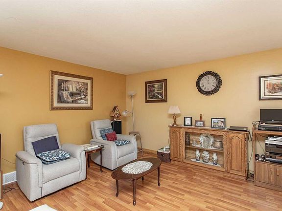 4th image of 4520 S 55th Ave