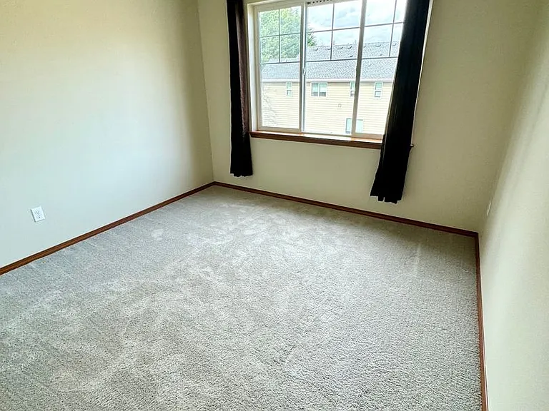 111 Puller Ln — Photo 17