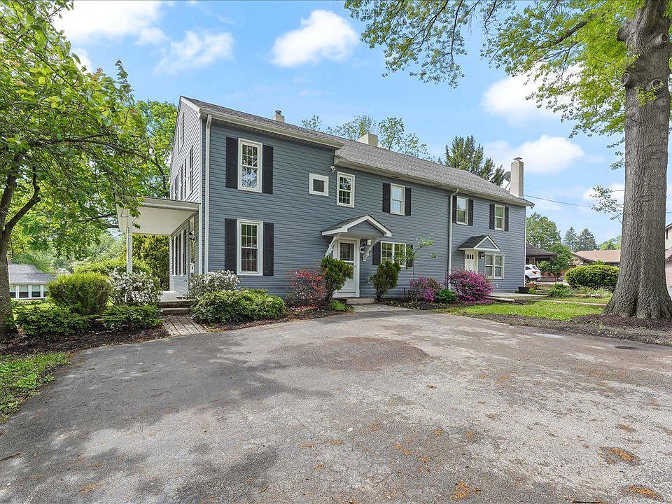 1st image of 310 Cedar Ln