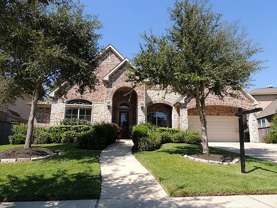 1st image of 8614 Crescent Spur Dr