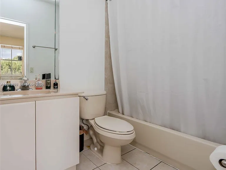 4612 NW 94th Ct — Photo 21