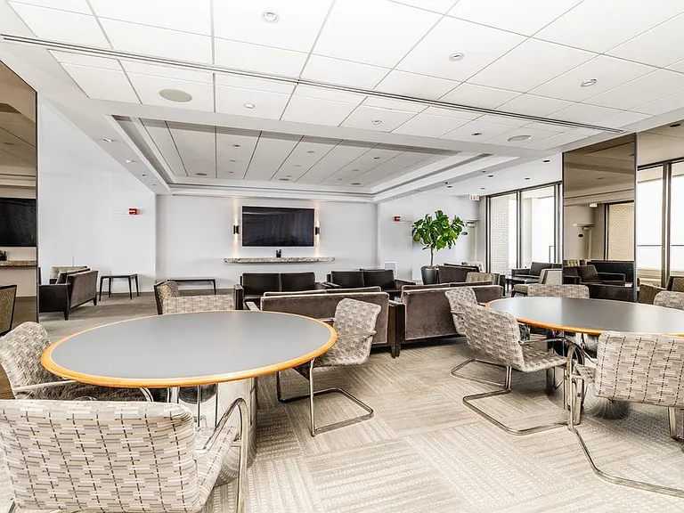 2800 N Lake Shore Dr #3814-3816 — Photo 35