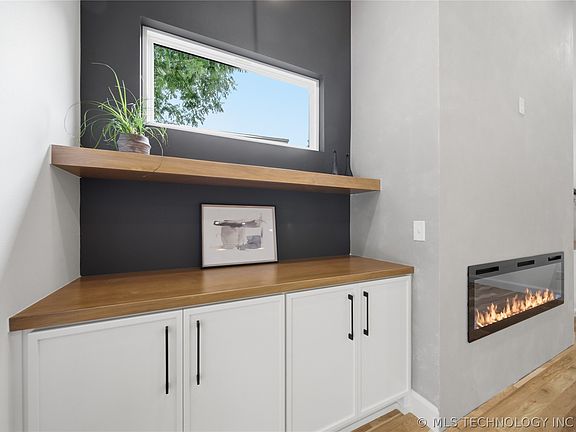 5th image of 2405 E 26th St